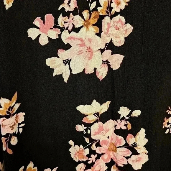 ❤️ Lily Morgan Long Sleeved Floral Dress Size Medium - Picture 10 of 11